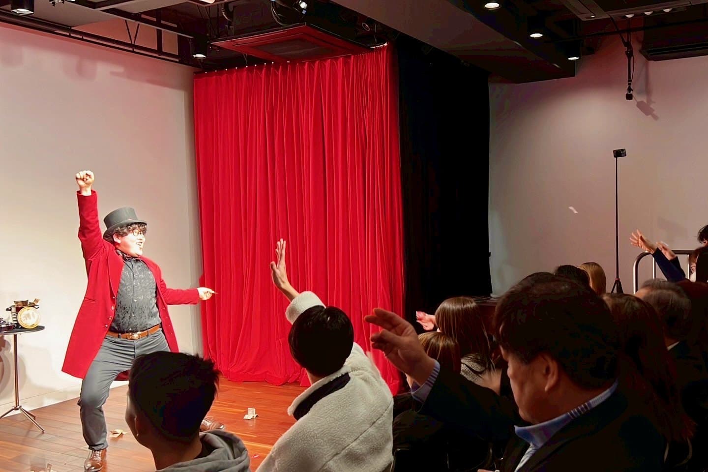 マジシャンDaiSukeの劇場のステージ